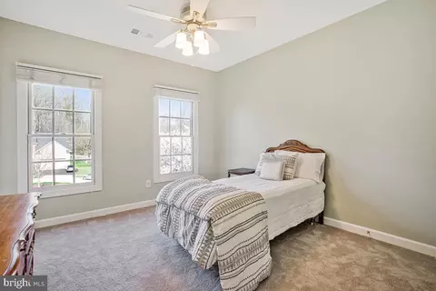 Bedroom - 3421 Swallowtail Ct, Edgewater, MD 21037 photo 6 of 10