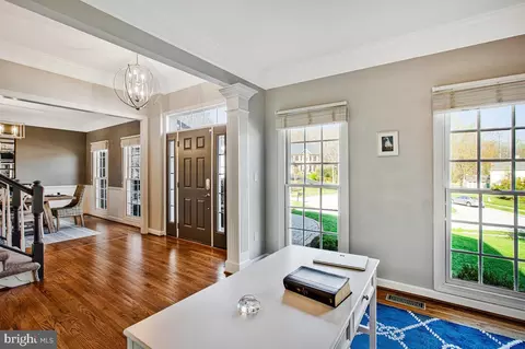 Entry Way - 3421 Swallowtail Ct, Edgewater, MD 21037 photo 3 of 8