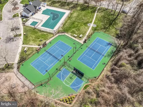 View/Area - 3421 Swallowtail Ct, Edgewater, MD 21037 photo 3 of 5
