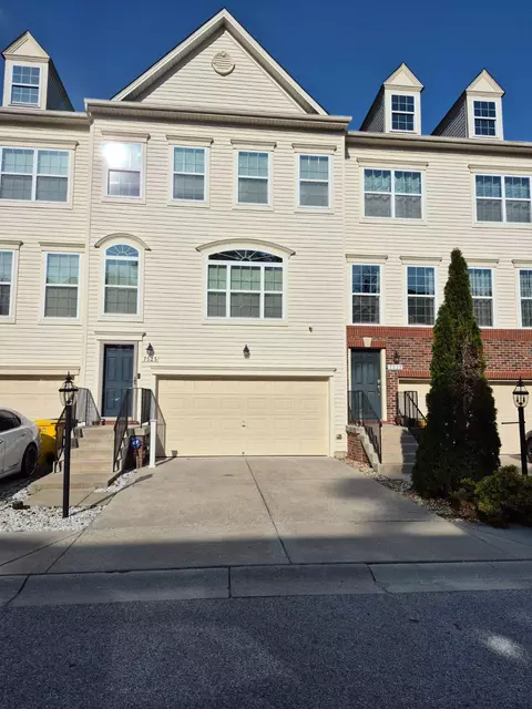 7525 Stonehouse Run Dr, Glen Burnie, MD 21060