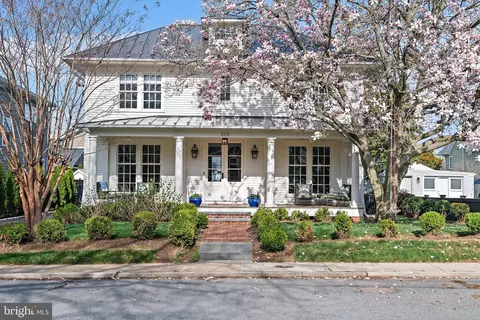 Exterior - 313 Washington St, Annapolis, MD 21403 photo 22 of 34