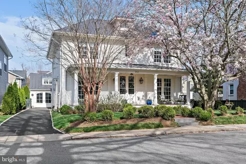 Exterior - 313 Washington St, Annapolis, MD 21403 photo 20 of 34
