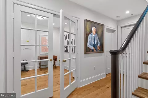 Entry Way - 313 Washington St, Annapolis, MD 21403 photo 15 of 16