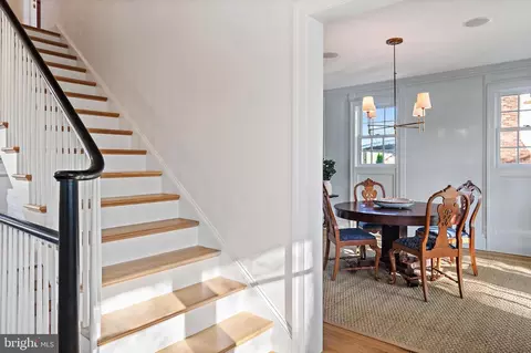Entry Way - 313 Washington St, Annapolis, MD 21403 photo 3 of 16