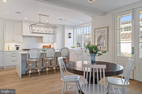 Dining - 313 Washington St, Annapolis, MD 21403 photo 4 of 6