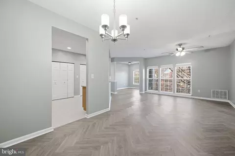 2402 Chestnut Terrace Ct #202, Odenton, MD 21113