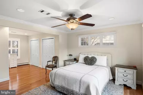 Bedroom - 1535 Ridgely Dr, Edgewater, MD 21037 photo 4 of 4
