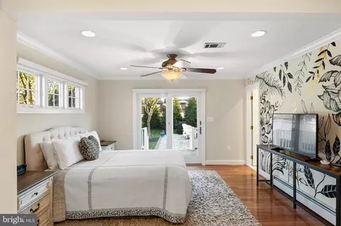 Bedroom - 1535 Ridgely Dr, Edgewater, MD 21037 photo 2 of 4