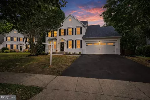 2907 Middle Bridge Ct, Crofton, MD 21114