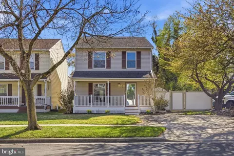 101 Cottage Grove Dr, Pasadena, MD 21122