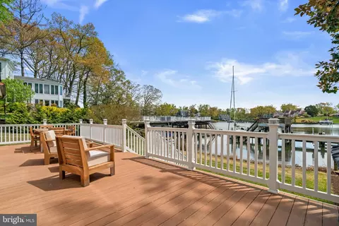Exterior - 25 Leeland Rd, Edgewater, MD 21037 photo 1 of 11
