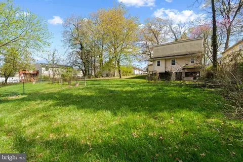 Exterior - 706 203rd St, Pasadena, MD 21122 photo 5 of 6