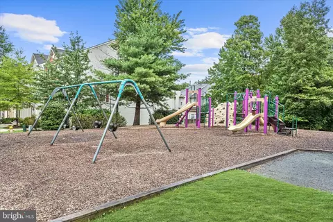Exterior - 3553 Floating Leaf Ln #D201, Laurel, MD 20724 photo 6 of 9