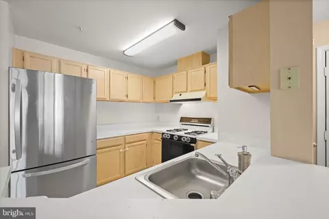 Kitchen - 3553 Floating Leaf Ln #D201, Laurel, MD 20724 photo 1 of 3