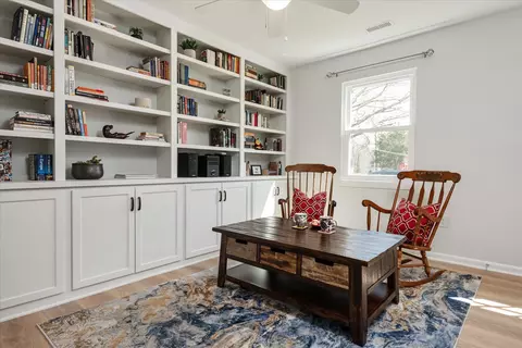 2 Silopanna Ct, Annapolis, MD 21403