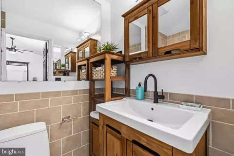 Bath - 3421 Halifax Ct, Pasadena, MD 21122 photo 1 of 3