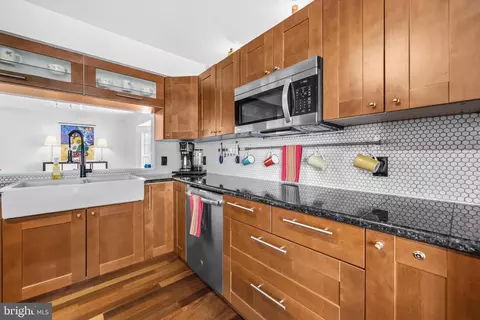 Kitchen - 3421 Halifax Ct, Pasadena, MD 21122 photo 5 of 8