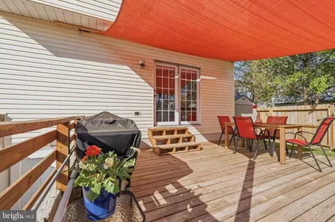 Exterior - 3421 Halifax Ct, Pasadena, MD 21122 photo 5 of 14