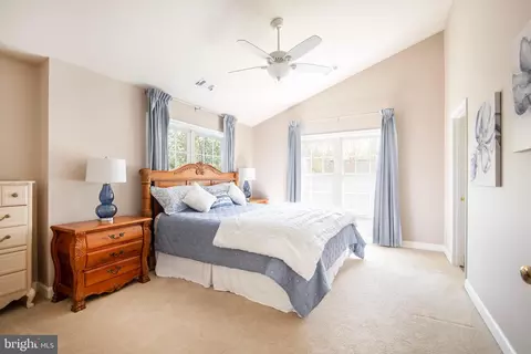 Bedroom - 3646 N Carolina Ave, Edgewater, MD 21037 photo 7 of 7