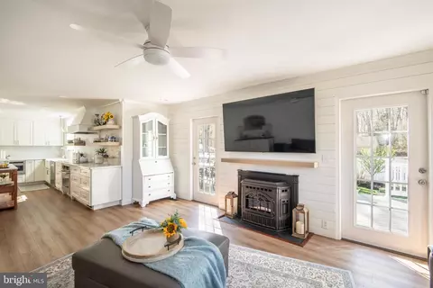 Other - 3646 N Carolina Ave, Edgewater, MD 21037 photo 2 of 24