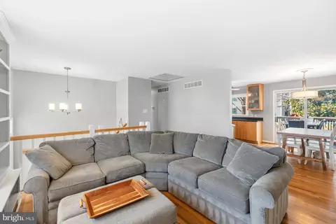 Living - 1624 Bishop Rd, Edgewater, MD 21037 photo 2 of 2