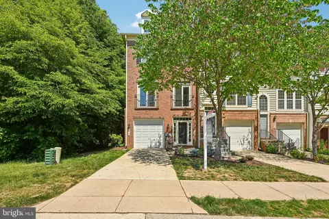 8002 Pennington Dr, Laurel, MD 20724