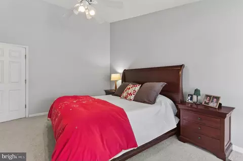 Bedroom - 75 Two Rivers Dr, Edgewater, MD 21037 photo 5 of 8