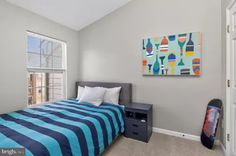 Bedroom - 75 Two Rivers Dr, Edgewater, MD 21037 photo 1 of 8