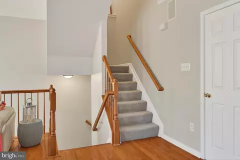 Entry Way - 75 Two Rivers Dr, Edgewater, MD 21037 photo 4 of 9