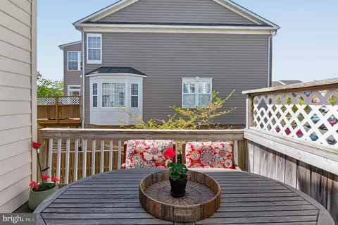 Exterior - 75 Two Rivers Dr, Edgewater, MD 21037 photo 3 of 12