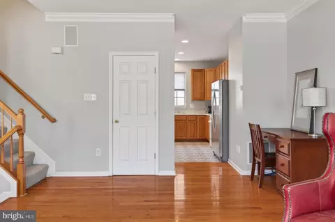 Entry Way - 75 Two Rivers Dr, Edgewater, MD 21037 photo 2 of 9