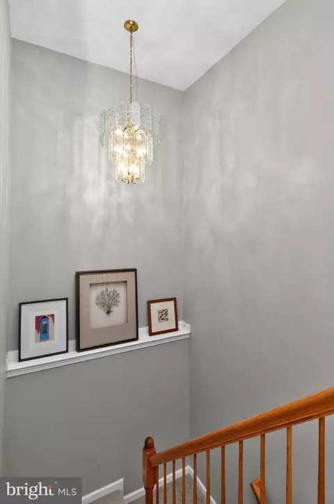 Entry Way - 75 Two Rivers Dr, Edgewater, MD 21037 photo 6 of 9