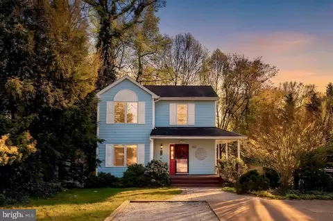 333 S Riverside Dr, Crownsville, MD 21032