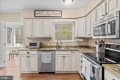 Kitchen - 109 Wileys Ln, Pasadena, MD 21122 photo 1 of 5