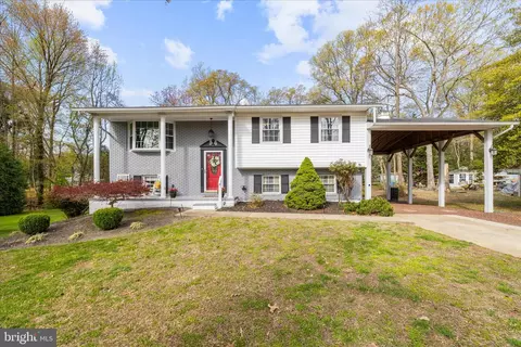 Exterior - 109 Wileys Ln, Pasadena, MD 21122 photo 3 of 11