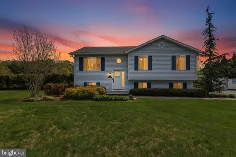 Exterior - 3229 Beards Point Rd, Davidsonville, MD 21035 photo 15 of 15