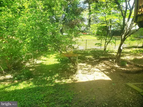Exterior - 1122 Crestview Dr, Annapolis, MD 21409 photo 5 of 5