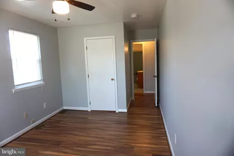 Bedroom - 702 Londontown Rd, Edgewater, MD 21037 photo 4 of 4