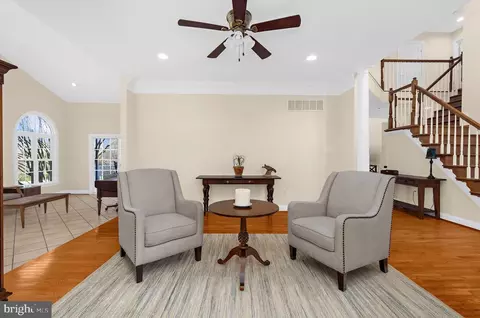 Living - 1603 Braid Hills Dr, Pasadena, MD 21122 photo 5 of 6