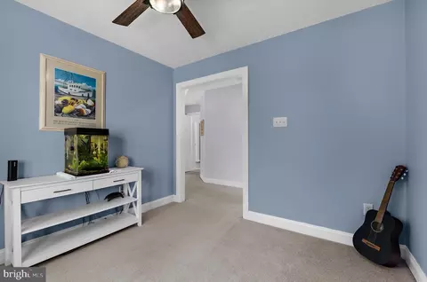 Entry Way - 1603 Braid Hills Dr, Pasadena, MD 21122 photo 8 of 9