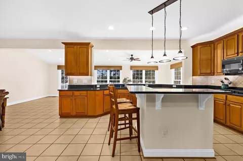 Kitchen - 1603 Braid Hills Dr, Pasadena, MD 21122 photo 7 of 8