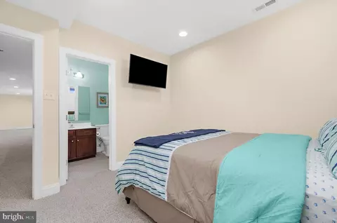 Bedroom - 1603 Braid Hills Dr, Pasadena, MD 21122 photo 3 of 16