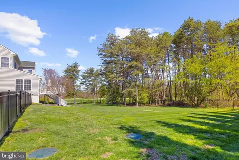 Exterior - 1603 Braid Hills Dr, Pasadena, MD 21122 photo 17 of 18