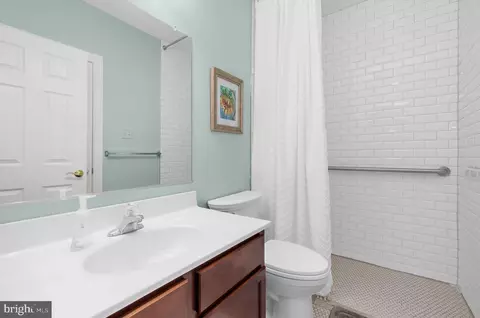 Bath - 1603 Braid Hills Dr, Pasadena, MD 21122 photo 2 of 5