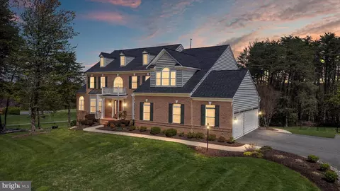 1603 Braid Hills Dr, Pasadena, MD 21122