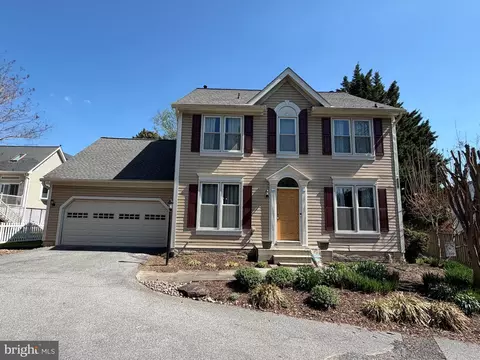 2812 Brite Ct, Crofton, MD 21114