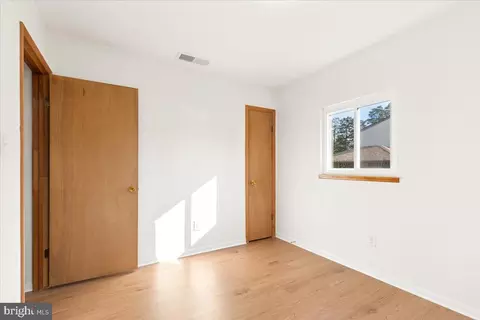 Bedroom - 723 207th St, Pasadena, MD 21122 photo 12 of 12