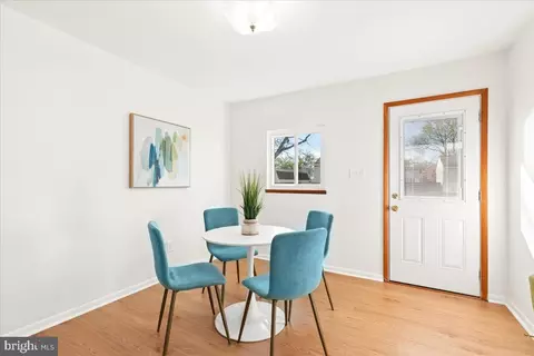 Dining - 723 207th St, Pasadena, MD 21122 photo 2 of 5