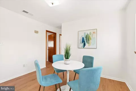 Dining - 723 207th St, Pasadena, MD 21122 photo 1 of 5