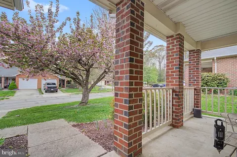 Exterior - 809 Midship Ct, Annapolis, MD 21401 photo 3 of 10